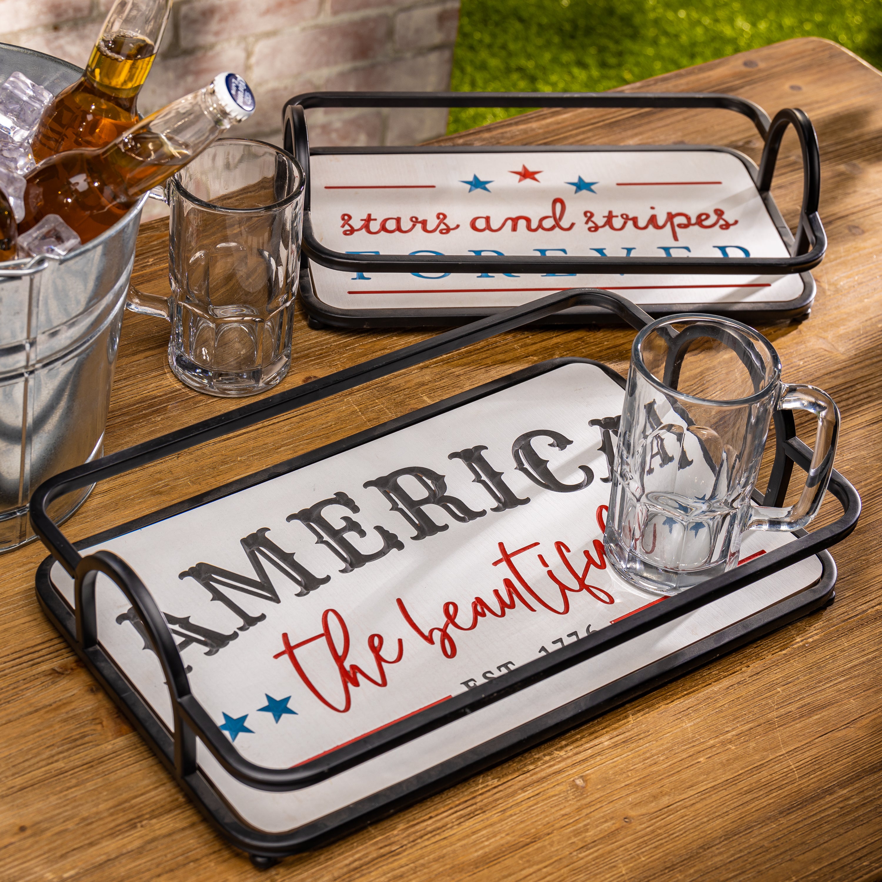 Set of 2 Patriotic Trays